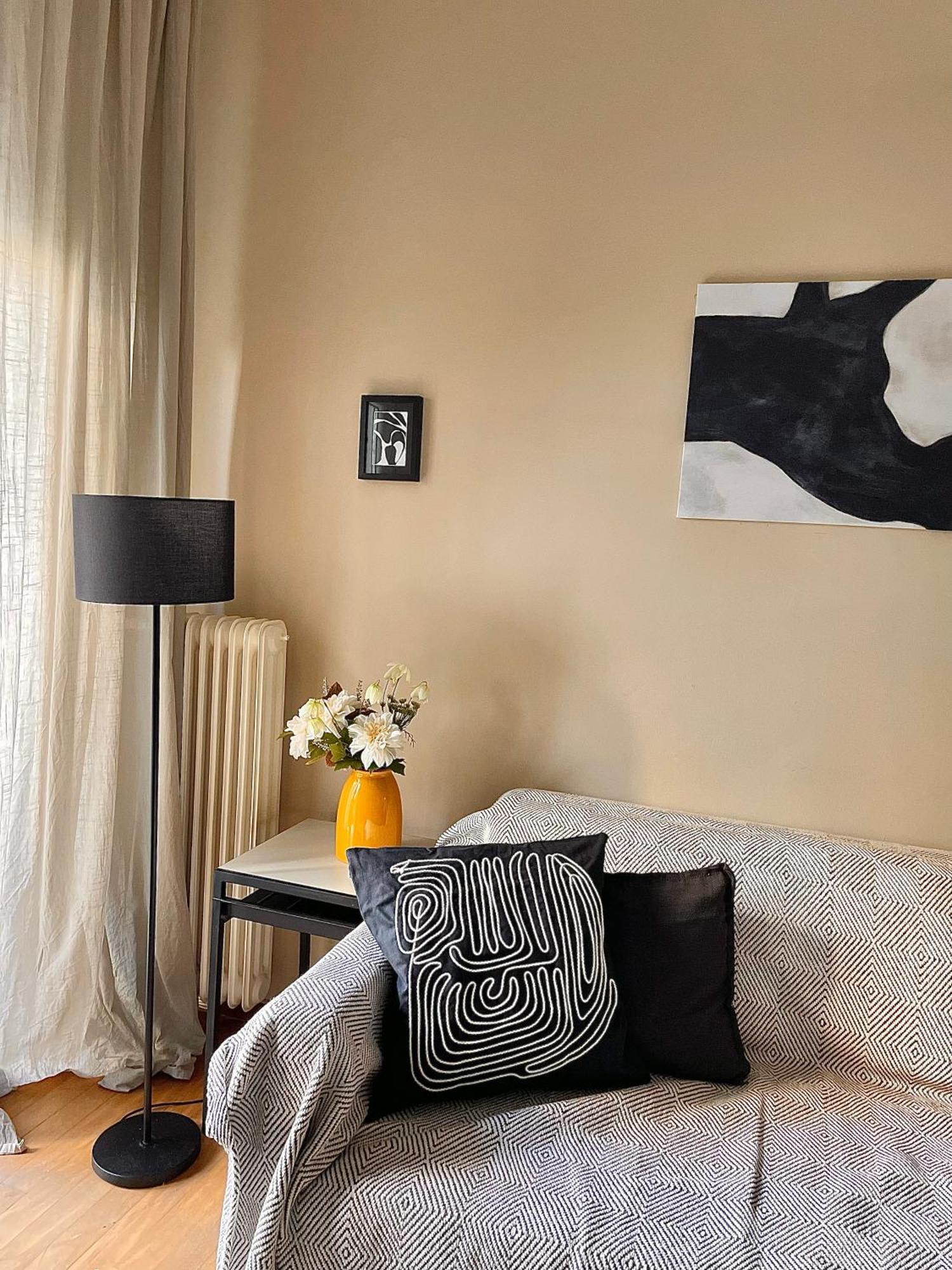 Comfy And Spacious Two Bedroom Apartment With Balcony Athen Eksteriør bilde