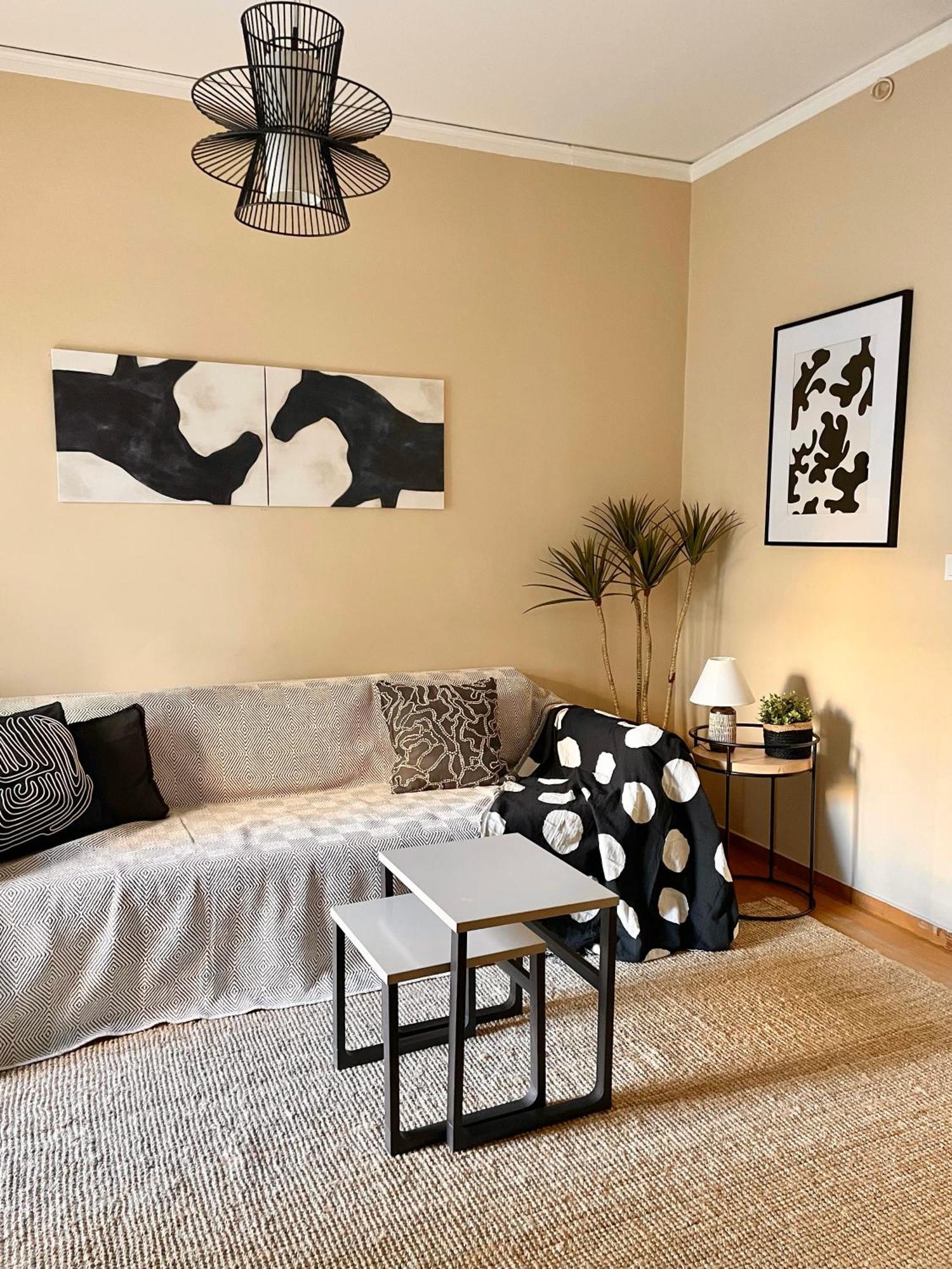 Comfy And Spacious Two Bedroom Apartment With Balcony Athen Eksteriør bilde